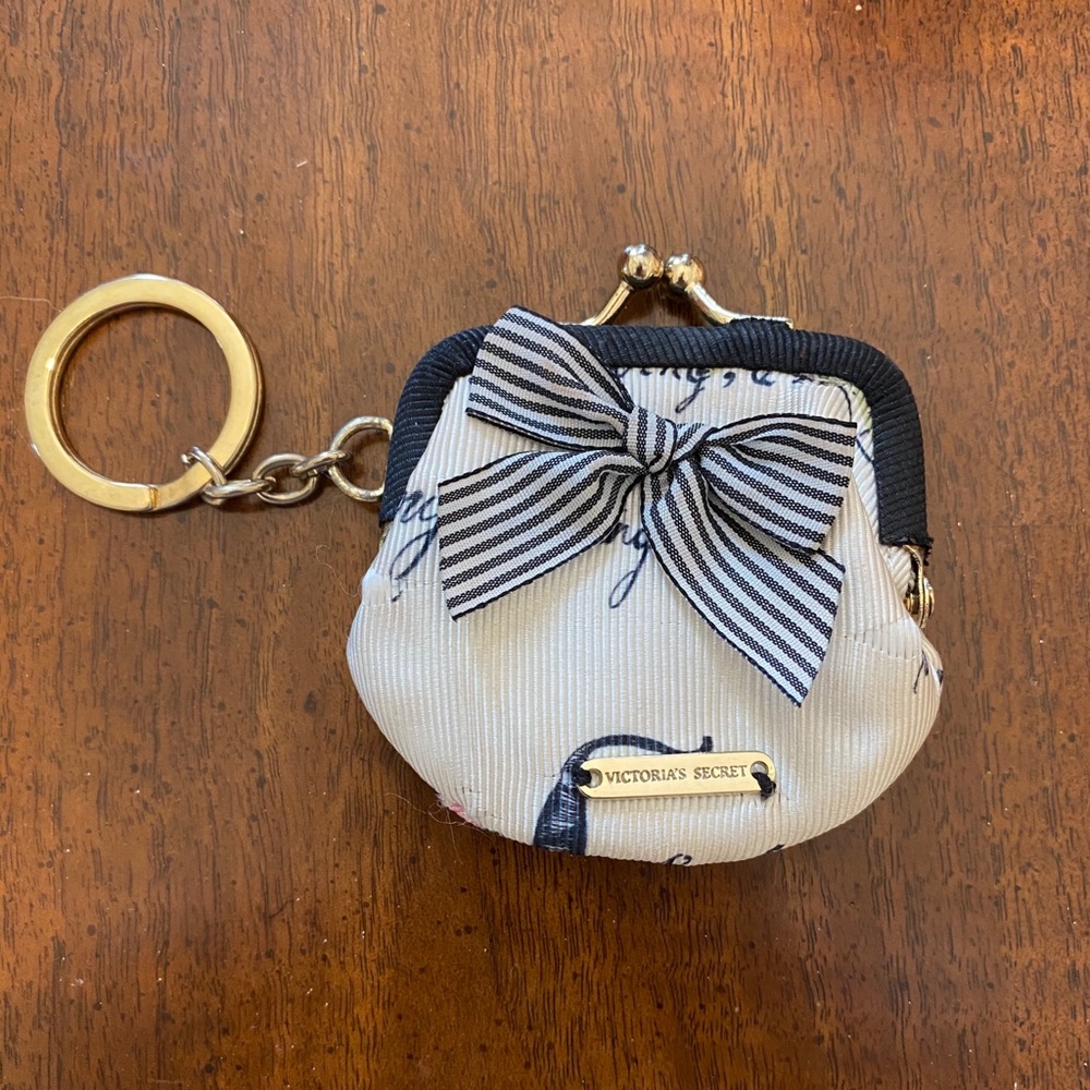 Victoria’s Secret cute coin purse keychain nice!